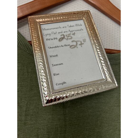 Torrid Women’s Plus Classic Fit Olive Green V-Neck Sleeveless Tank Top Size 3X - Picture 9 of 10